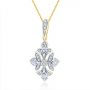 Reina Pendant Set